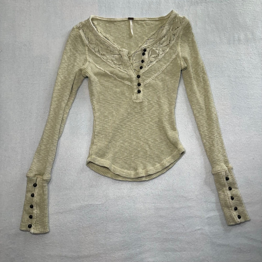 Free People Lace Trim Ribbed Henley Top XS Blouse Cream Tan Boho Ethereal Whimsy